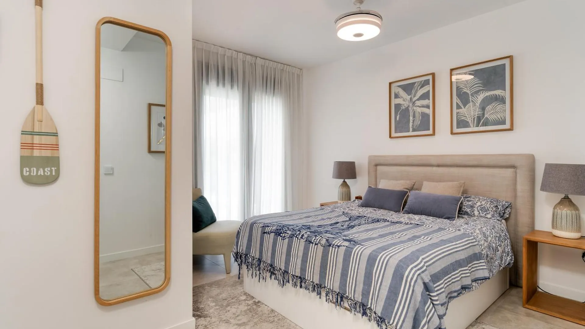 Spacious Apartment With Terrace And Garden Close To The Sea Estepona Španělsko