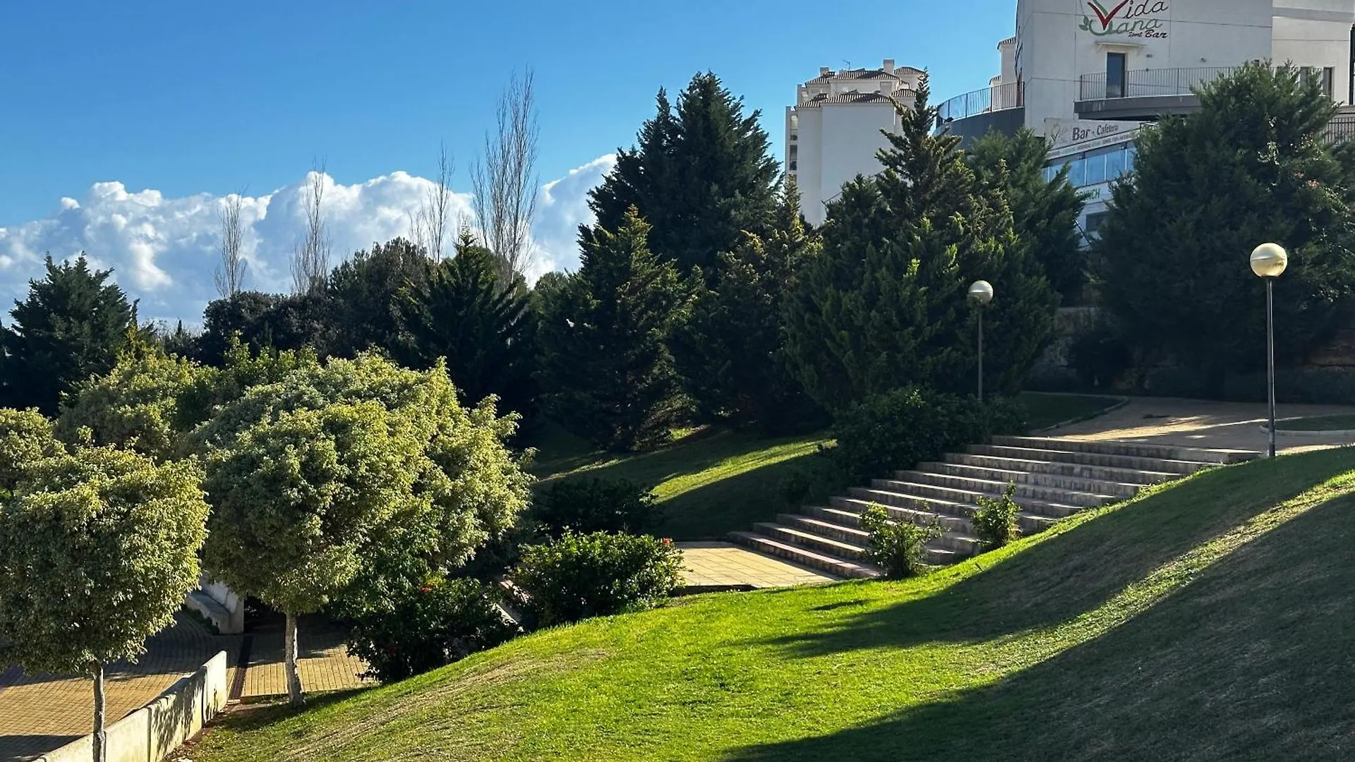 Spacious Apartment With Terrace And Garden Close To The Sea Estepona